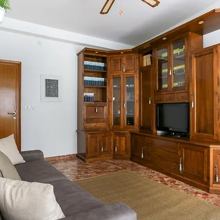 Venice Lorenz Apartment